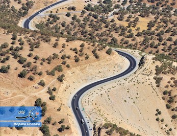 تصاویر هوایی از آخرین وضعیت ترافیکی در محور مهران - ایلام -شباب