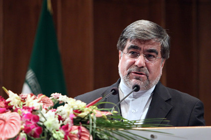 خودمان می دانیم که هم بی سر و سامان هستیم و هم یتیم ، شما بفرمایید در این دو سال برای رسانه ها چه کرده اید!؟ خودمان می دانیم که هم بی سر و سامان هستیم و هم یتیم ، شما بفرمایید در این دو سال برای رسانه ها چه کرده اید!؟