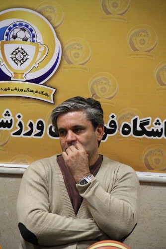 ما نه برای قهرمانی، بلکه برای خوشحالی مردم تلاش می کنیم