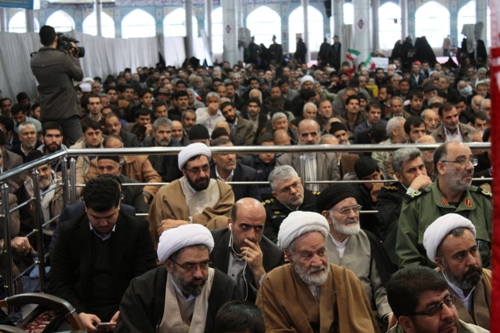 چشم دوختن عده ای به خارج مانع از شکوفایی اقتصاد ایران شد چشم دوختن عده ای به خارج مانع از شکوفایی اقتصاد ایران شد