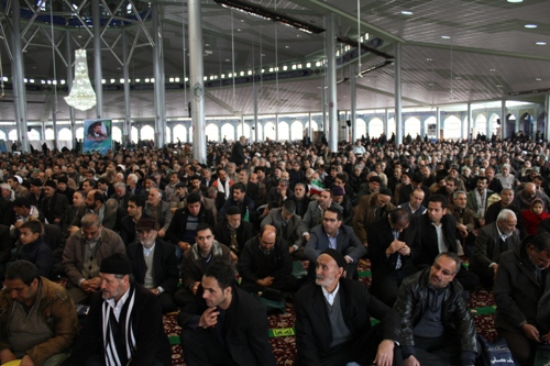 چشم دوختن عده ای به خارج مانع از شکوفایی اقتصاد ایران شد چشم دوختن عده ای به خارج مانع از شکوفایی اقتصاد ایران شد