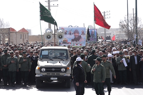 گزارش &lrm;تصویری تشییع سومین مدافع حرم اراک