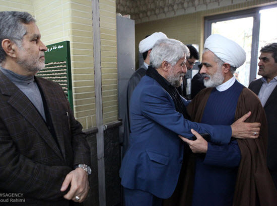 تصاویر/ اصلاح طلب و اصولگرا در ختم پدر آهنگران