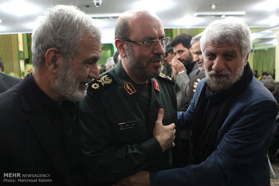 تصاویر/ اصلاح طلب و اصولگرا در ختم پدر آهنگران