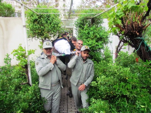 پیکر دکتر محمد باقر صدوق در اراک تشییع و به خاک سپرده شد پیکر دکتر محمد باقر صدوق در اراک تشییع و به خاک سپرده شد