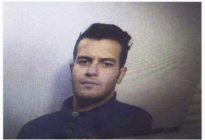 قاتل حادثه خونبار اراک را شناسايي كنيد قاتل حادثه خونبار اراک را شناسايي كنيد