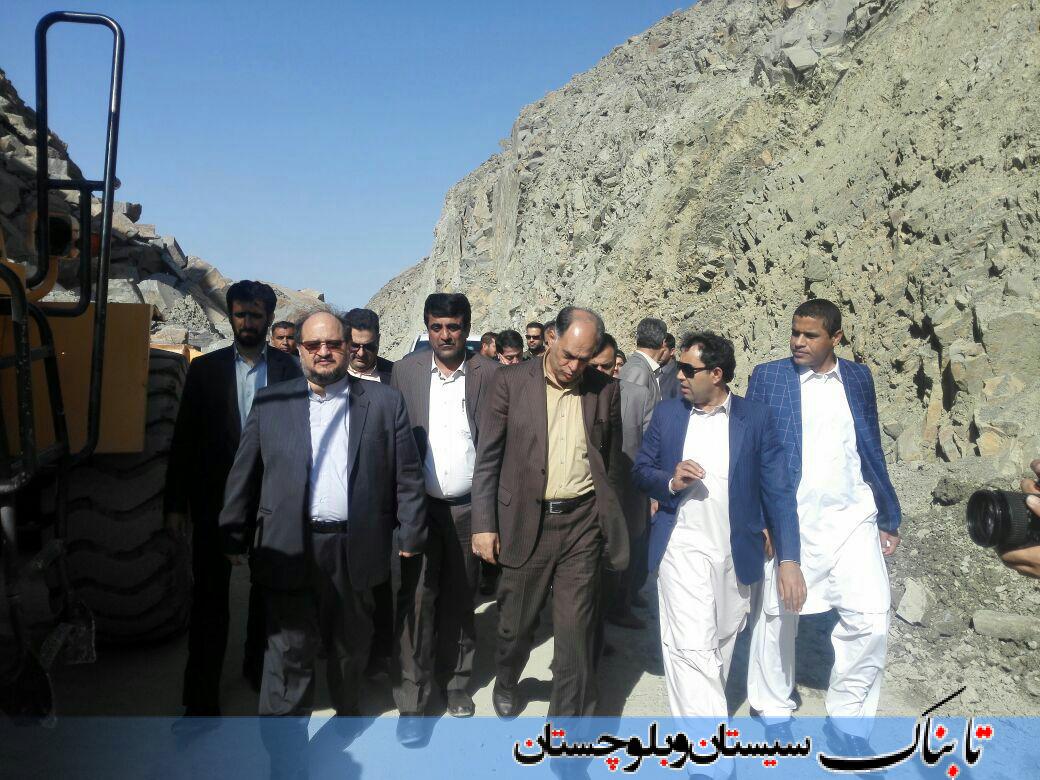 بازدید معاون اجرایی رئیس جمهور و هیئت همراه  از مناطق سیل&zwnj;زده سیستان و بلوچستان