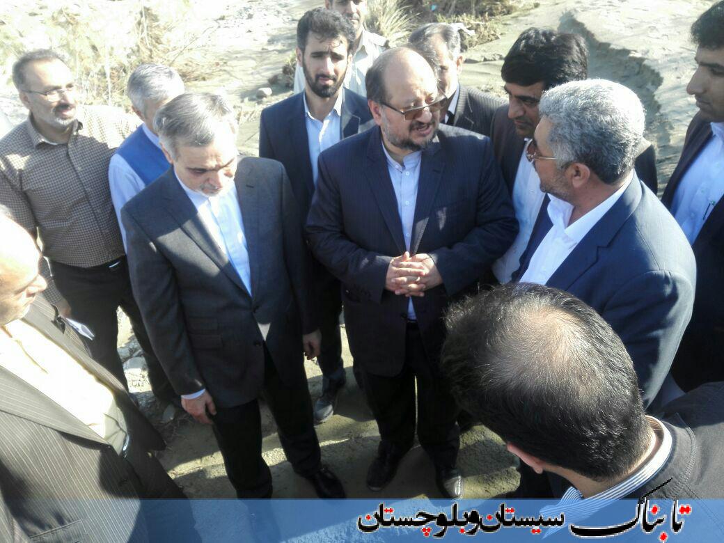 بازدید معاون اجرایی رئیس جمهور و هیئت همراه  از مناطق سیل&zwnj;زده سیستان و بلوچستان