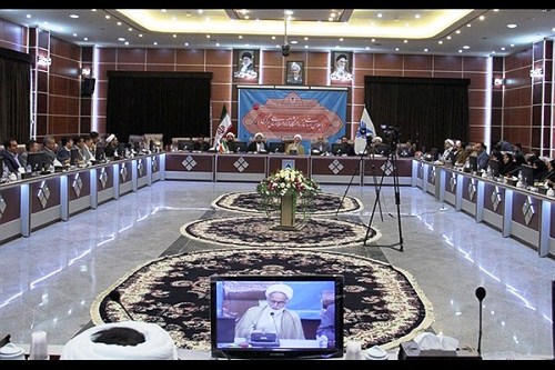 اتحاد حوزه و دانشگاه لازمه خنثی سازی توطئه های دشمنان انقلاب اتحاد حوزه و دانشگاه لازمه خنثی سازی توطئه های دشمنان انقلاب