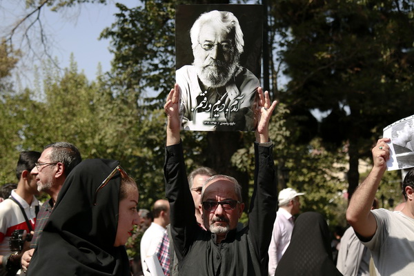 گزارش تصویری تشییع پیکر داوود رشیدی