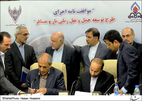 امضای قرارداد ساخت 400 واگن با شرکت های داخلی امضای قرارداد ساخت 400 واگن با شرکت های داخلی