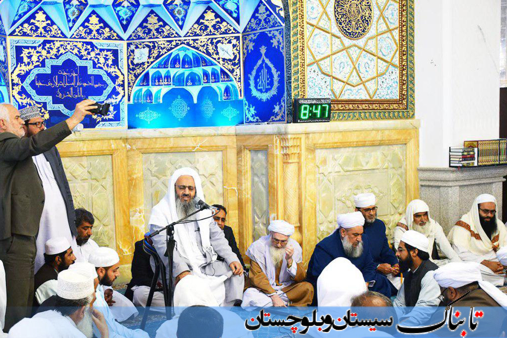 بازگشت مولوی عبدالحمید از سفر حج/ نجات ما در عمل به احکام دین است + تصاویر بازگشت مولوی عبدالحمید از سفر حج/ نجات ما در عمل به احکام دین است + تصاویر