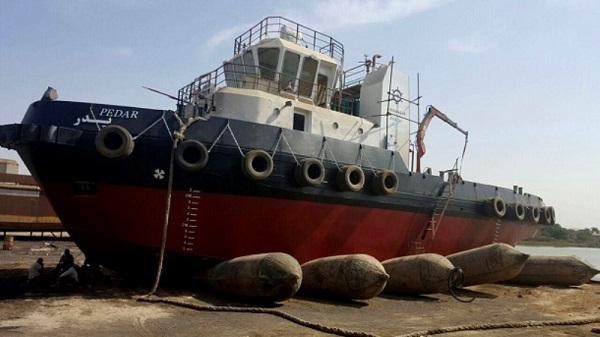 شناور هفت هزار تنی در آبهای رودخانه کارون خرمشهر آب اندازی شد شناور هفت هزار تنی در آبهای رودخانه کارون خرمشهر آب اندازی شد