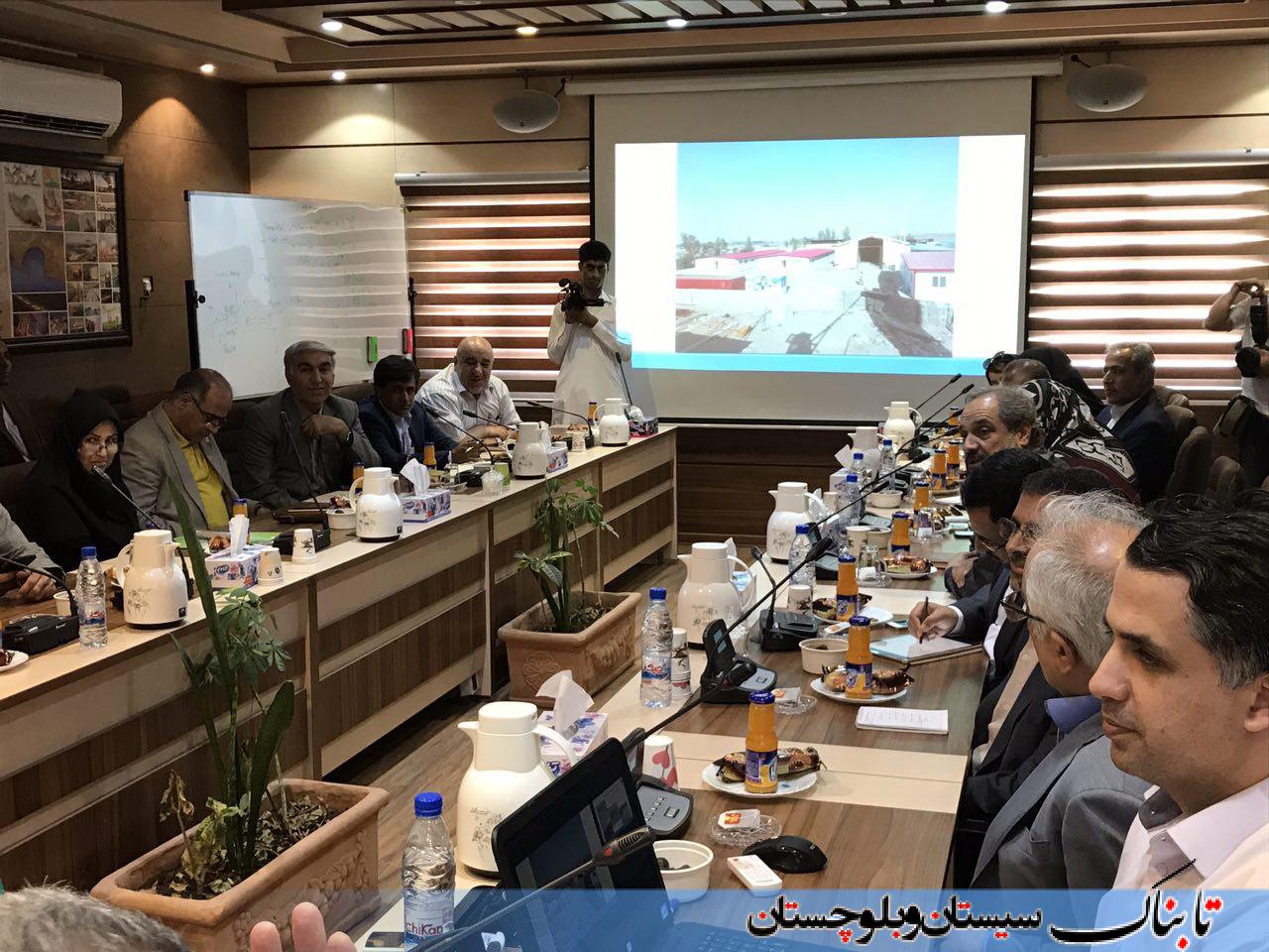 یازدید ترکان از سومین قطب پتروشیمی در منطقه آزاد چابهار + تصاویر