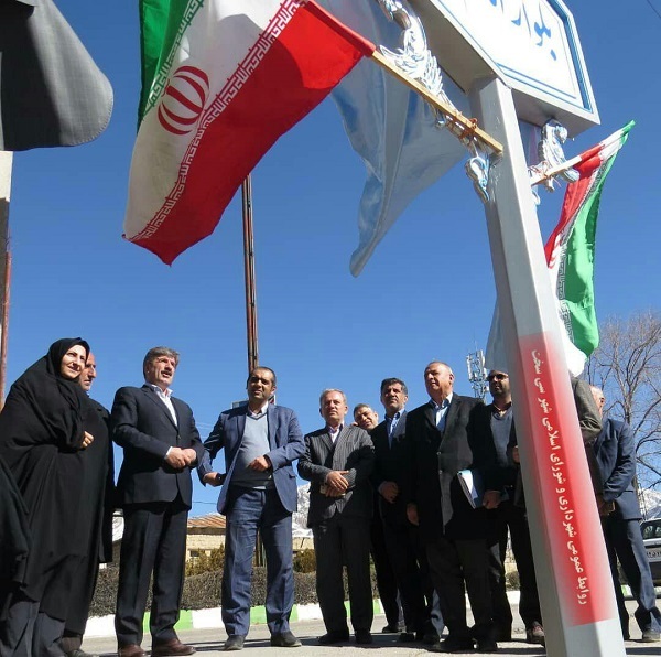 رونمایی از تابلوی خیابان مالیات در شهر سی سخت + تصاویر رونمایی از تابلوی خیابان مالیات در شهر سی سخت + تصاویر