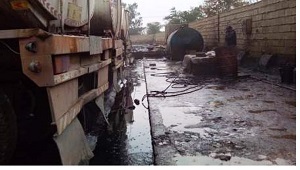 2 واحد آلوده کننده محیط زیست به مواد نفتی درماهشهر پلمپ شدند