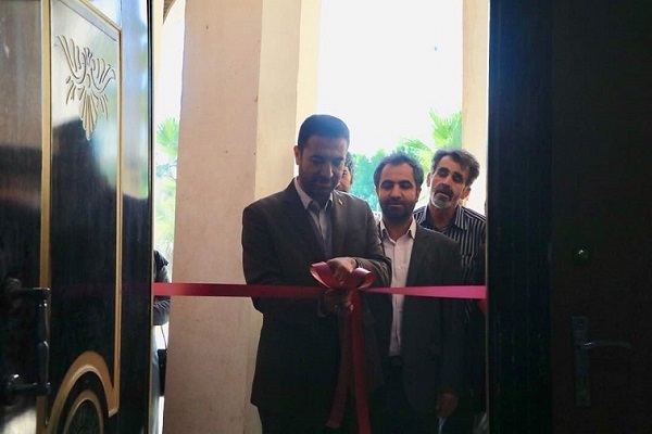 گشایش نمایشگاه آشنایی با بناهای تاریخی و ثبت ملی در آبادان و خرمشهر گشایش نمایشگاه آشنایی با بناهای تاریخی و ثبت ملی در آبادان و خرمشهر