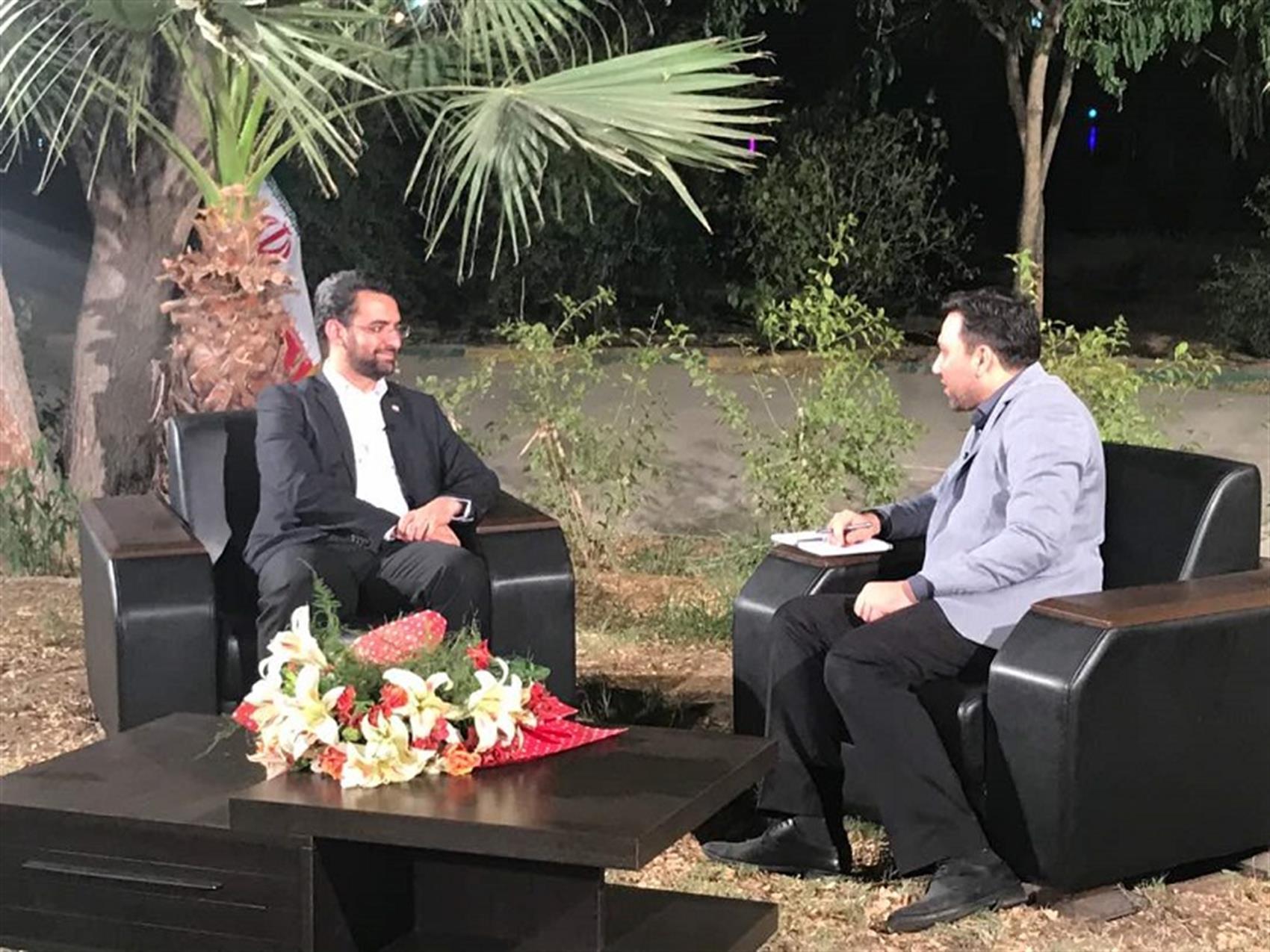 زارعی پیگیر مشکل 264 روستای شمال خوزستان شد!؟ / وزیر بی اطلاع بود یا روابط عمومی ناشی؟