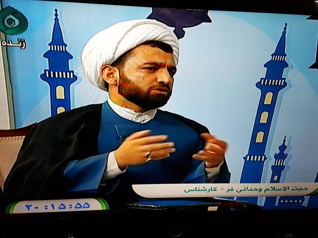 مسئولان با تکبر خود را برتر از مردم ندانند /دسترسی آسان مردم به کارگزاران بسیار مهم است مسئولان با تکبر خود را برتر از مردم ندانند /دسترسی آسان مردم به کارگزاران بسیار مهم است