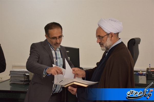 بازدید سر زده رئیس کل دادگستری استان هرمزگان از مجتمع دادگاه‌های کیفری و انقلاب بندرعباس