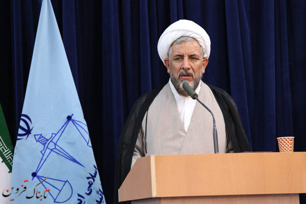 زنان مربیان جامعه وتربیت کنندگان نسل های آینده هستند زنان مربیان جامعه وتربیت کنندگان نسل های آینده هستند