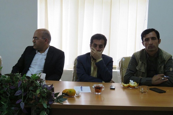 اقدام زیبای رئیس دستگاه قضای دنا و دادستان دنا را تحسین میکنم / احکام سبز جایگزینی برای حبس / لزوم اجرای طرح نماد در مدارس شهرستان / پایش تصویری در شهرستان دنا باید اجرا شود / نباید فرد زمین را تصرف،کشت و برداشت کند بعد ما وارد شویم + تصاویر اقدام زیبای رئیس دستگاه قضای دنا و دادستان دنا را تحسین میکنم / احکام سبز جایگزینی برای حبس / لزوم اجرای طرح نماد در مدارس شهرستان / پایش تصویری در شهرستان دنا باید اجرا شود / نباید فرد زمین را تصرف،کشت و برداشت کند بعد ما وارد شویم + تصاویر