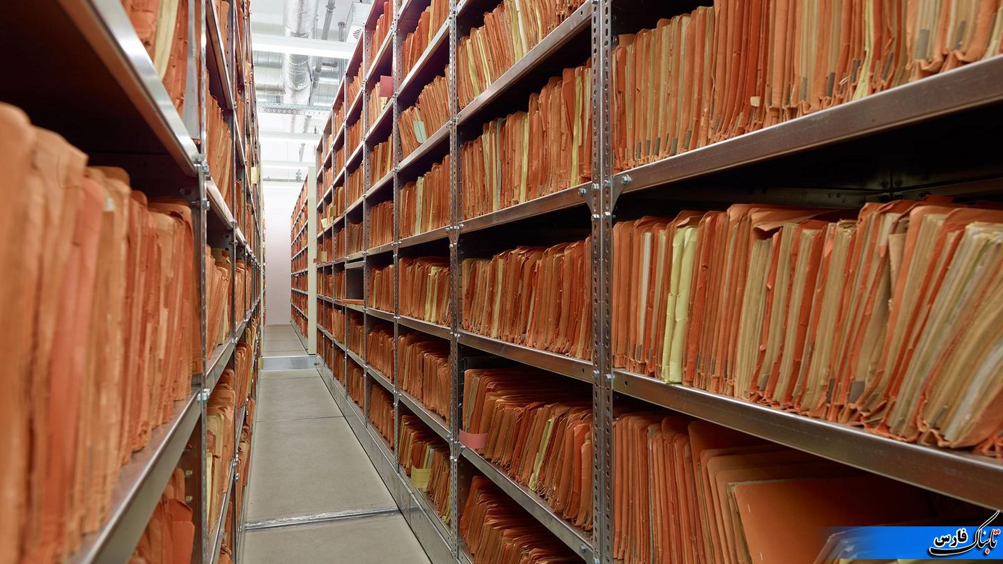 کارت شناسایی «پلیس مخفی» پوتین در آلمان کشف شد! کارت شناسایی «پلیس مخفی» پوتین در آلمان کشف شد!