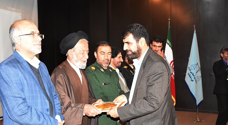 تغییرات قضایی در دو شهرستان بهمئی و چرام / ملک حسینی خطاب به دادستان جدید : هوای فقرا را داشته باش / اگر مدیری از اشتباه کوتاه نیامد ، برخورد کنید+ تصاویر