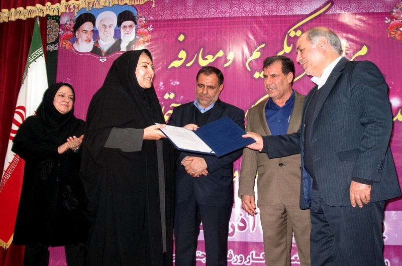 رتبه برتر کشوری برای کهگیلویه و بویراحمد / پای یک زن در میان است! رتبه برتر کشوری برای کهگیلویه و بویراحمد / پای یک زن در میان است!