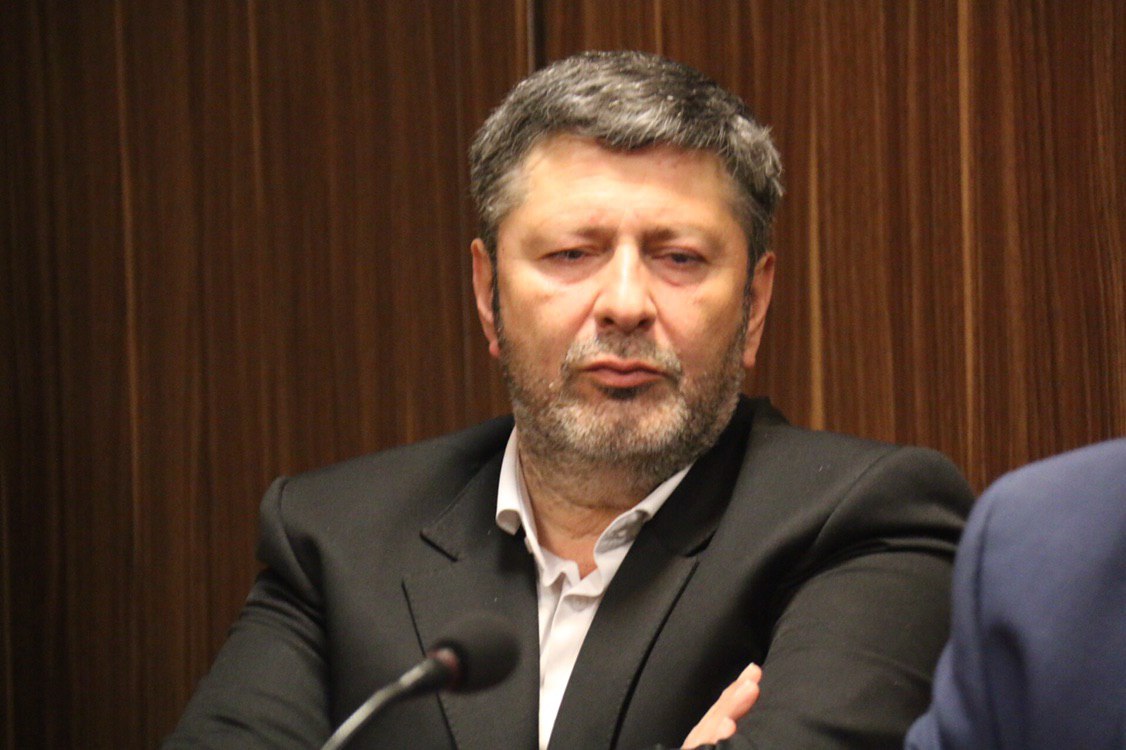 علیقلی زاده در یک قدمی شهرداری رشت و هجمه برخی رسانه های خاص! / شهردار منتخب, حاضر به جلب رضایت برخی شورانشینان به هر قیمتی نبوده است! علیقلی زاده در یک قدمی شهرداری رشت و هجمه برخی رسانه های خاص! / شهردار منتخب, حاضر به جلب رضایت برخی شورانشینان به هر قیمتی نبوده است!