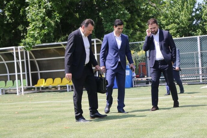 بازدید ویلموتس از میراث کیروش! + عکس بازدید ویلموتس از میراث کیروش! + عکس