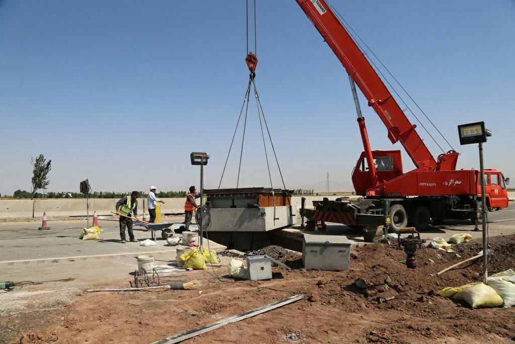 بهره برداری سامانه هوشمند توزین درحال حرکت بزودی درآزادراه قزوین- زنجان بهره برداری سامانه هوشمند توزین درحال حرکت بزودی درآزادراه قزوین- زنجان