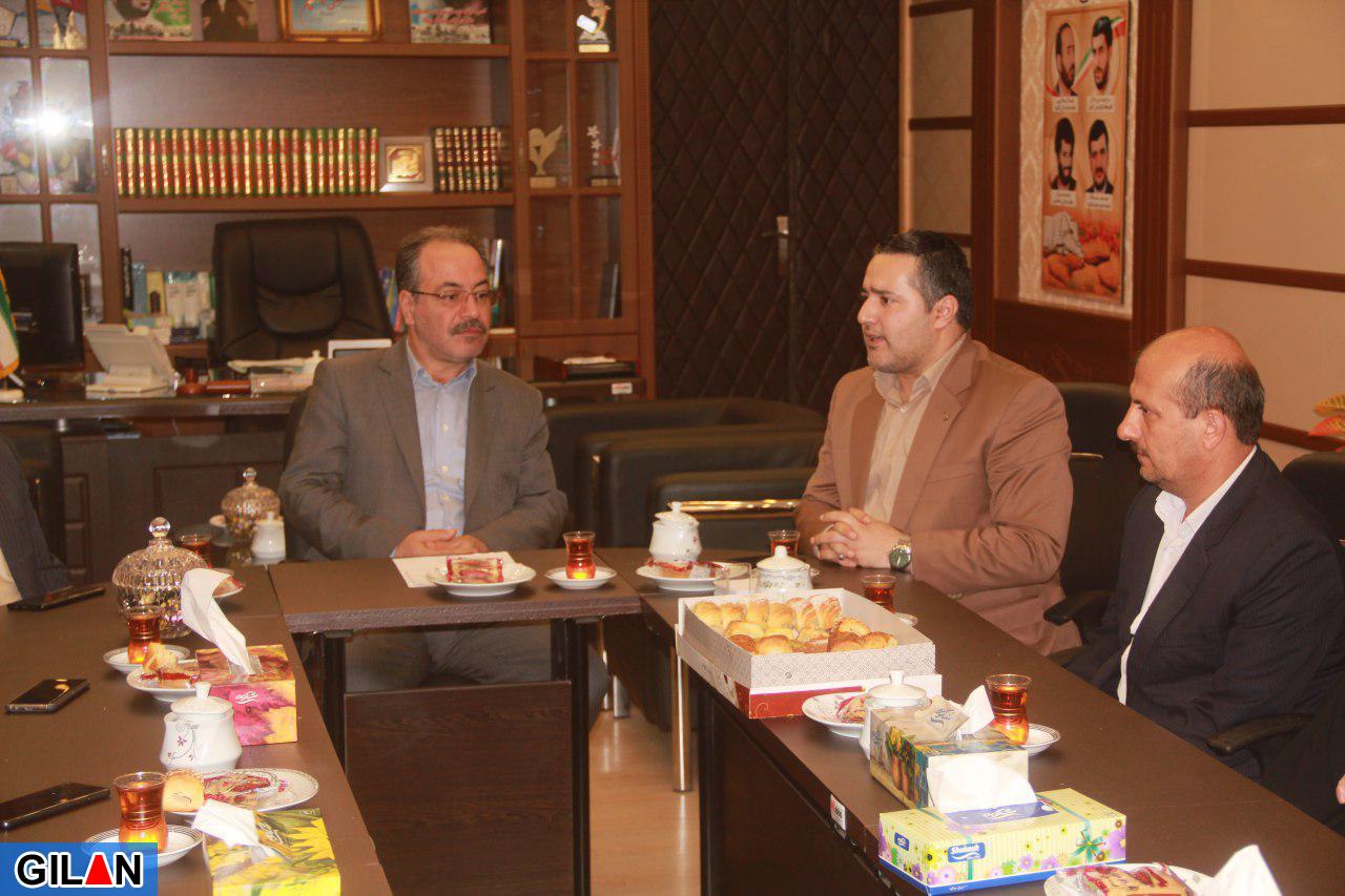 تصاویر/ دیدار شهردار و اعضای شورای شهر لنگرود با فرماندار جدید تصاویر/ دیدار شهردار و اعضای شورای شهر لنگرود با فرماندار جدید