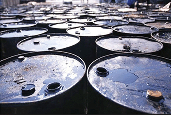 كشف 30 هزار لیتر سوخت قاچاق در بوئين زهرا كشف 30 هزار لیتر سوخت قاچاق در بوئين زهرا