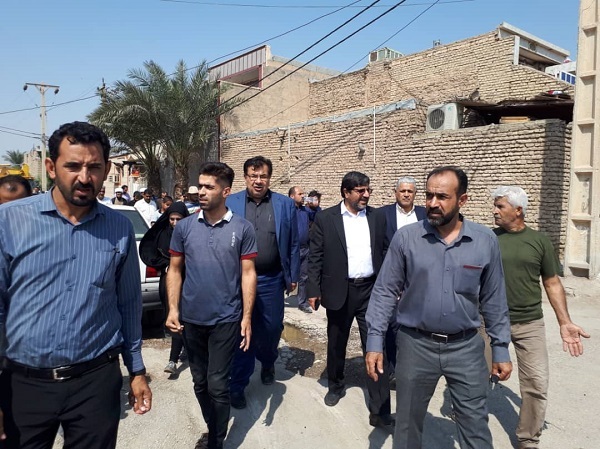 ادامه پیگیری های معضلات منطقه محروم کوی مدرس(خروسیه)در راستای دستورات رئیس کل دادگستری خوزستان/ مهلت ۴۸ ساعته دادستان اهواز به مدیران شهری در بازدید میدانی از منطقه خروسیه به همراه مدیرعامل شرکت آب و فاضلاب و شهردار اهواز ادامه پیگیری های معضلات منطقه محروم کوی مدرس(خروسیه)در راستای دستورات رئیس کل دادگستری خوزستان/ مهلت ۴۸ ساعته دادستان اهواز به مدیران شهری در بازدید میدانی از منطقه خروسیه به همراه مدیرعامل شرکت آب و فاضلاب و شهردار اهواز