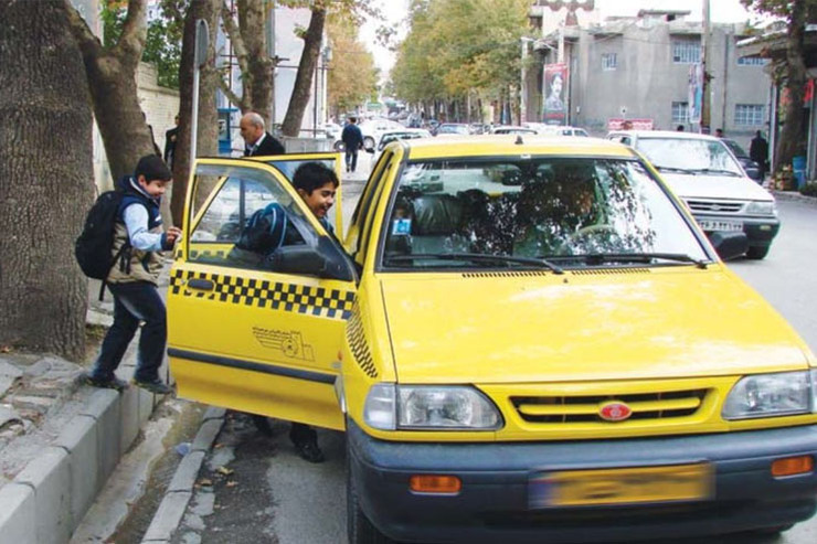 قزوین جزو شهرهای پیشگام در حوزۀ سرویس مدارس دانش آموزی در سطح کشور است قزوین جزو شهرهای پیشگام در حوزۀ سرویس مدارس دانش آموزی در سطح کشور است