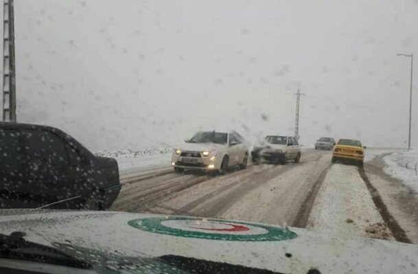 تعطیلی مدارس آبیک و آوج در نوبت بعدازظهر