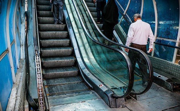 به زودی مشکل تمام پله برقی‌های خراب حل می‌شود