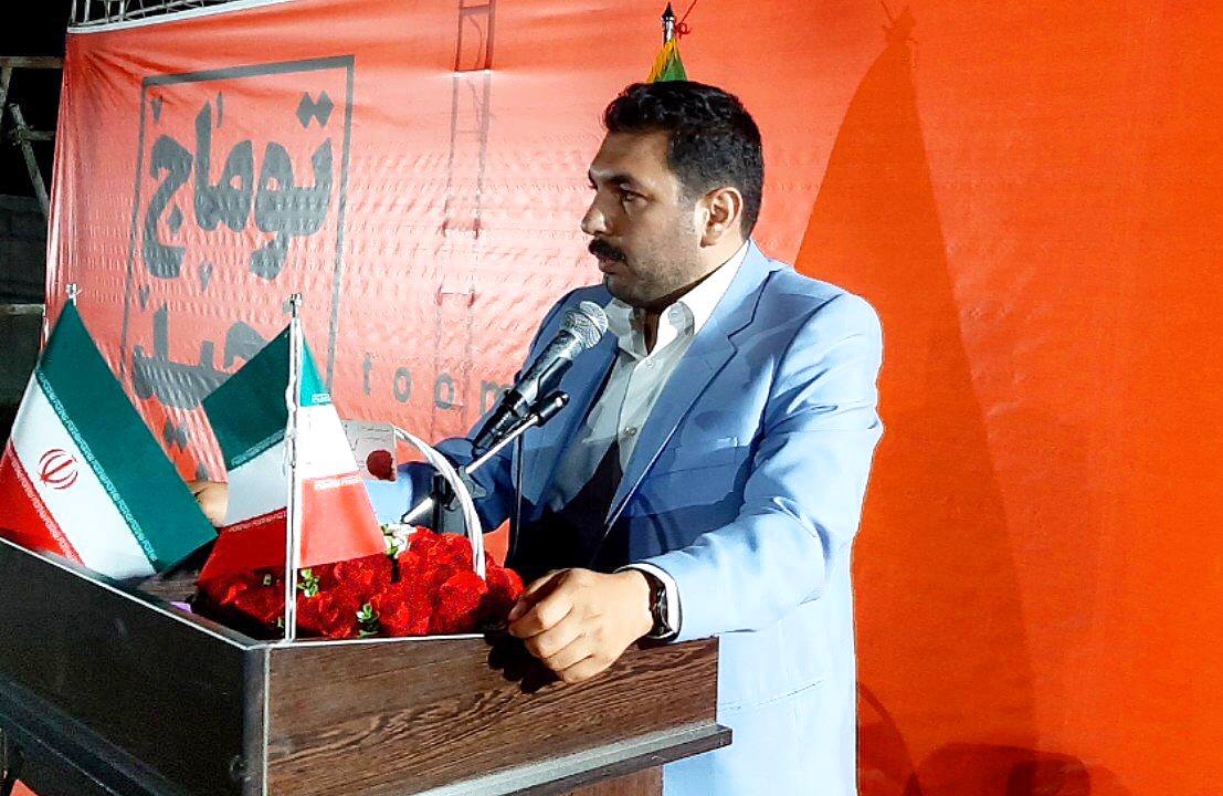 عده ای عکس حسنی را می زنند اما عکس وی عمل می کنند/ حسنی ابوالفضل(ع) انقلاب بود