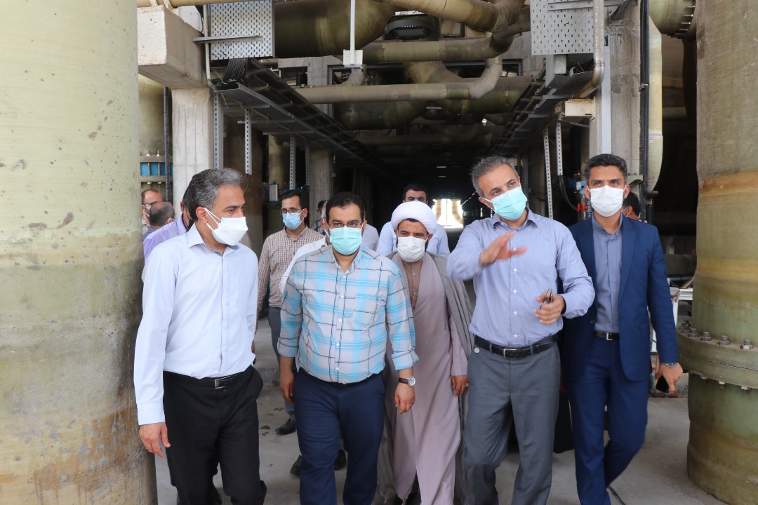 اعضای شورا با مطالبه گری فرایند انتقال پساب به صنایع غرب را تسهیل کنند/ آب شیرین کن یکصد هزار مترمکعبی منبع پایدار تامین آب بندرعباس است+عکس اعضای شورا با مطالبه گری فرایند انتقال پساب به صنایع غرب را تسهیل کنند/ آب شیرین کن یکصد هزار مترمکعبی منبع پایدار تامین آب بندرعباس است+عکس