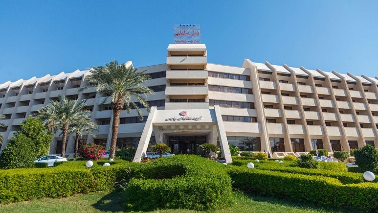 معرفی دو هتل عالی در جزیره کیش برای اقامتی بینظیر معرفی دو هتل عالی در جزیره کیش برای اقامتی بینظیر