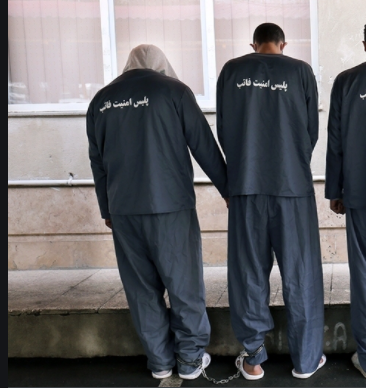 محاربه در انتظار زورگیران اتوبان تهران - کرج محاربه در انتظار زورگیران اتوبان تهران - کرج