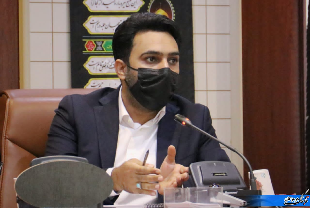 كميسيون خدمات شهري پس از انتشار فراخوان عمومي از بين شهروندان اعضاي كارگروه خود را انتخاب كرد/براي اولين بار كارگروه تخصصي كميسيون خدمات شهري در شوراي اسلامي شهر بندر عباس تشكيل شد