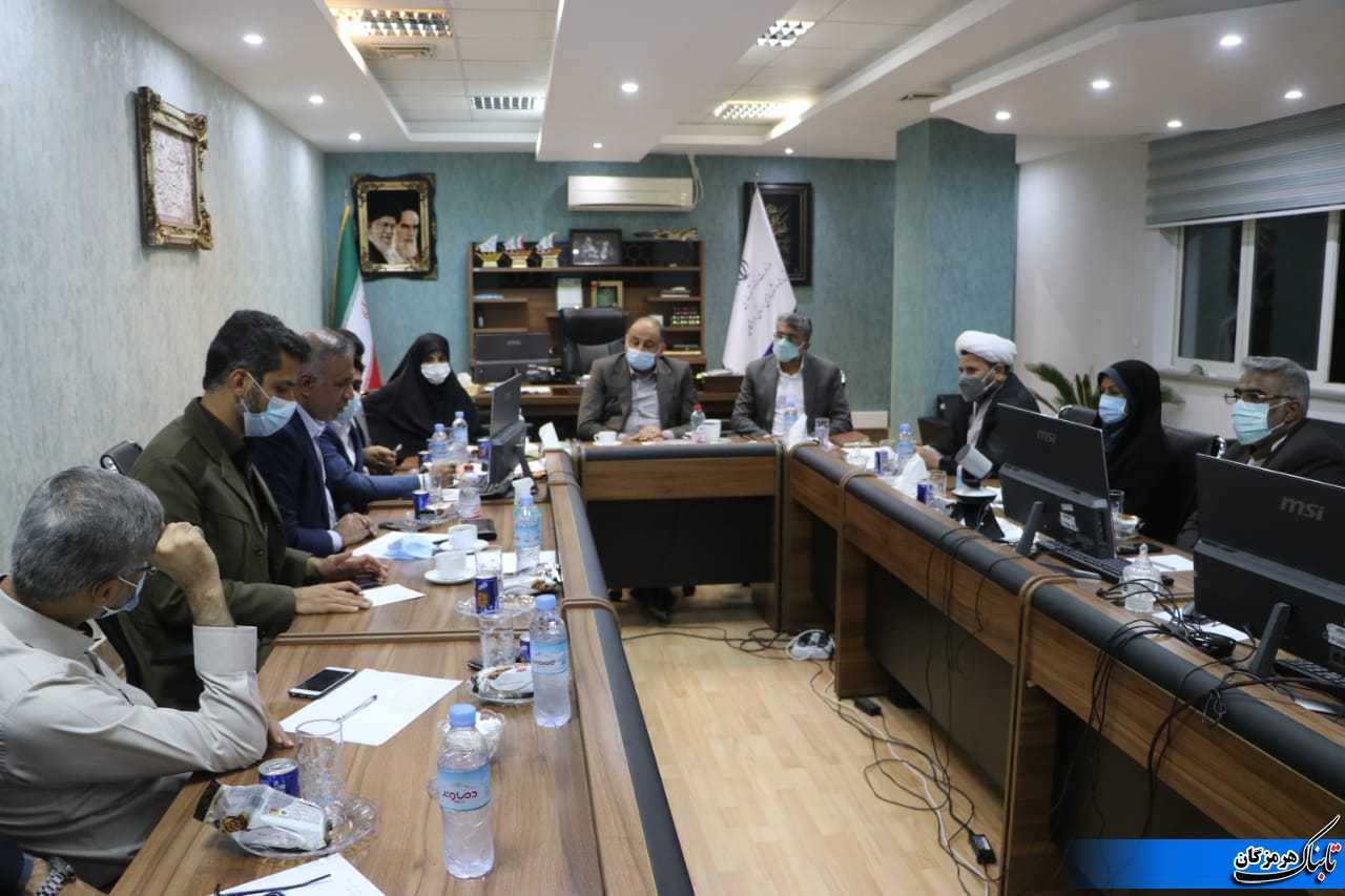 50 هکتار بوستان بزرگ شهری در حریم شهر بندرعباس احداث می شود/ شهرداری و راه و شهرسازی بعنوان بازوان اصلی اجرایی شهر بندرعباس در راستای رفع مشکلات شهروندان تلاش می کنند