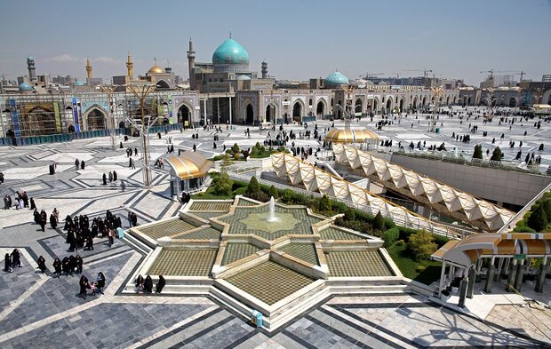 حمله با چاقو به سه طلبه در حرم امام رضا(ع)