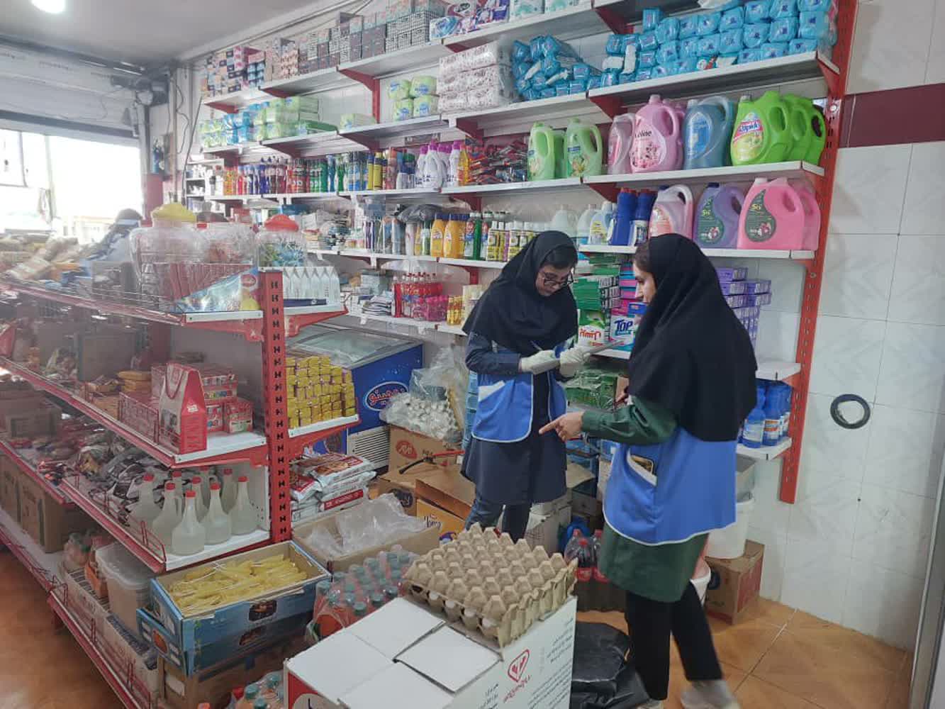 اجرای گشت وبازرسی نوروزی ستاد تنظیم بازار در شهرستان دنا و شهر پاتاوه اجرای گشت وبازرسی نوروزی ستاد تنظیم بازار در شهرستان دنا و شهر پاتاوه