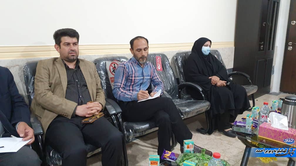 فرماندار لنده؛ دولت درصدد اصلاح و متناسبسازی قیمتها به نفع مردم و ذهن های پایین جامعه است فرماندار لنده؛ دولت درصدد اصلاح و متناسبسازی قیمتها به نفع مردم و ذهن های پایین جامعه است