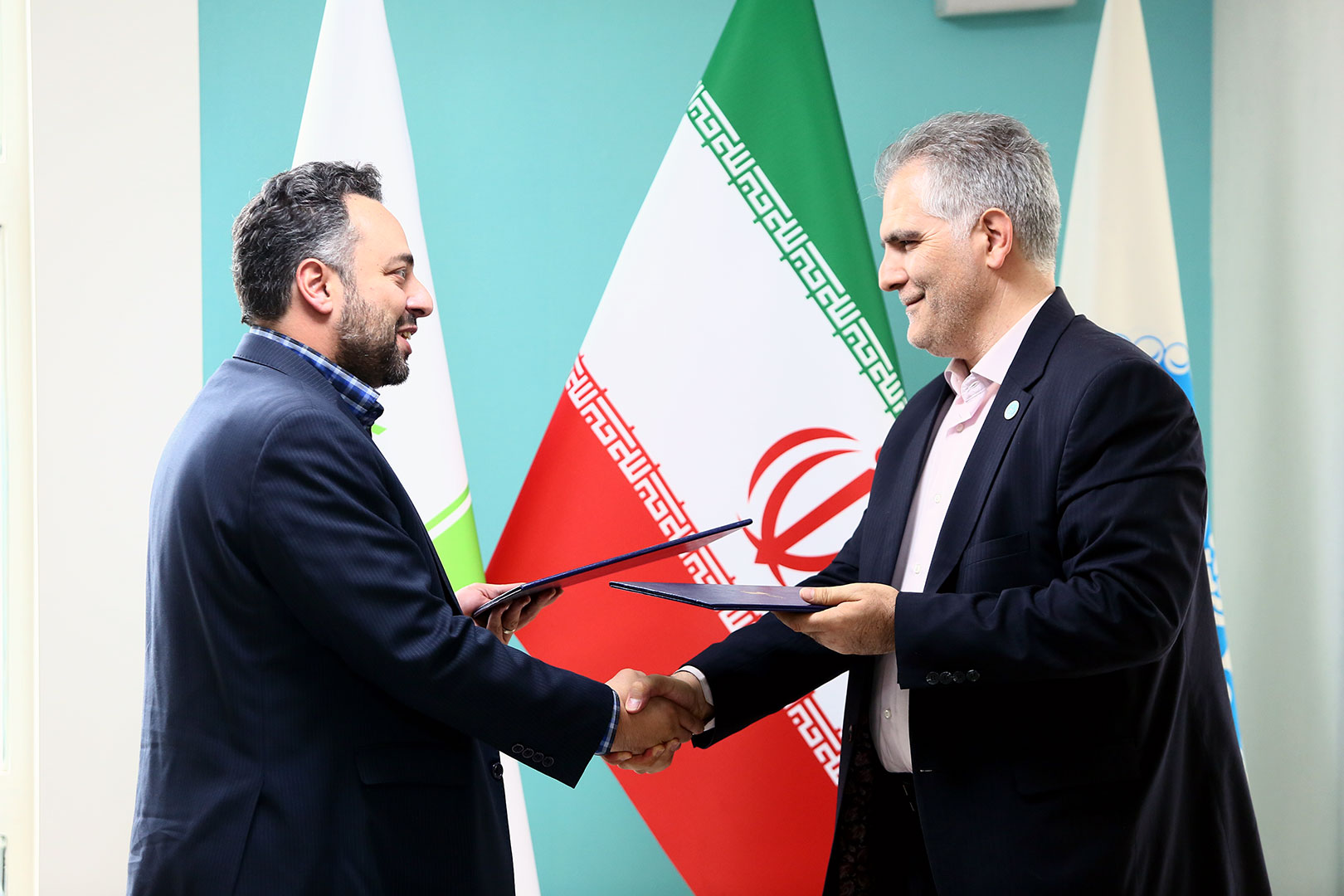 گام بلند عصر امین کارآفرین برای ایجاد وحدت بین صنعت و دانشگاه گام بلند عصر امین کارآفرین برای ایجاد وحدت بین صنعت و دانشگاه