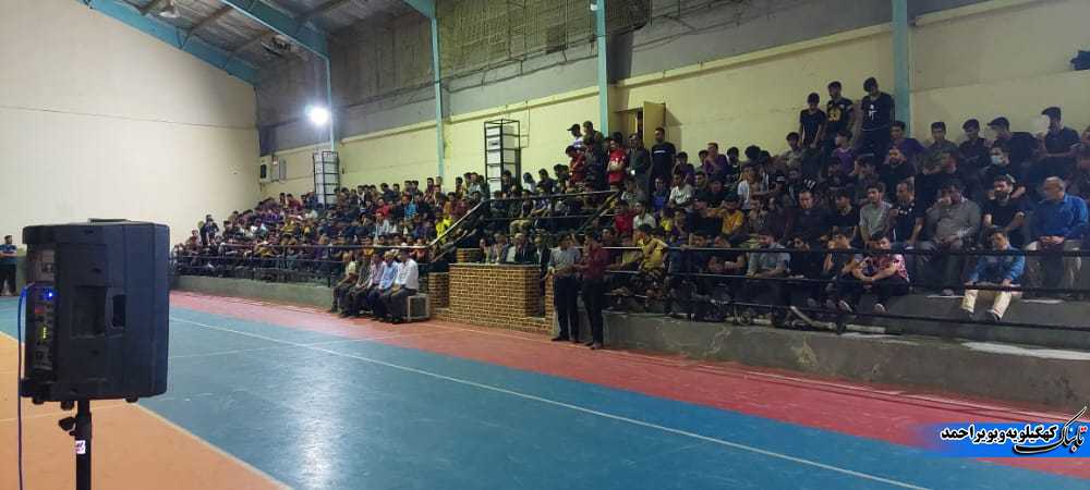 شبی که همه بودند الا مسئولین ورزش لنده..!