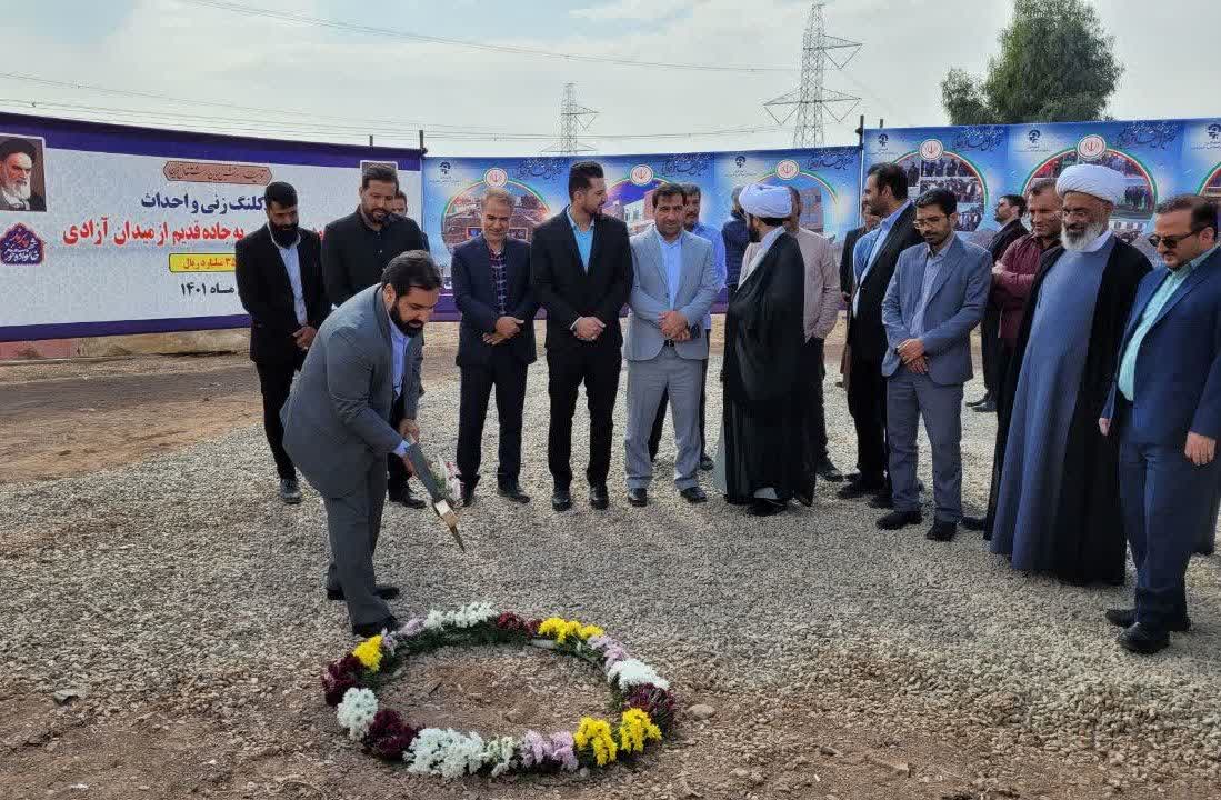 با حضور مدیر کل دفتر شهری و امور شوراهای استانداری تهران در شهر پرند: با حضور مدیر کل دفتر شهری و امور شوراهای استانداری تهران در شهر پرند: